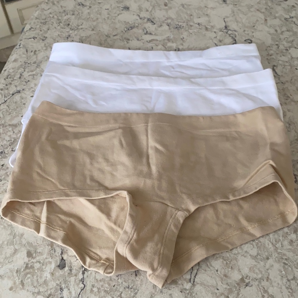 Relativity panties size 7.  Three pair NWOT.